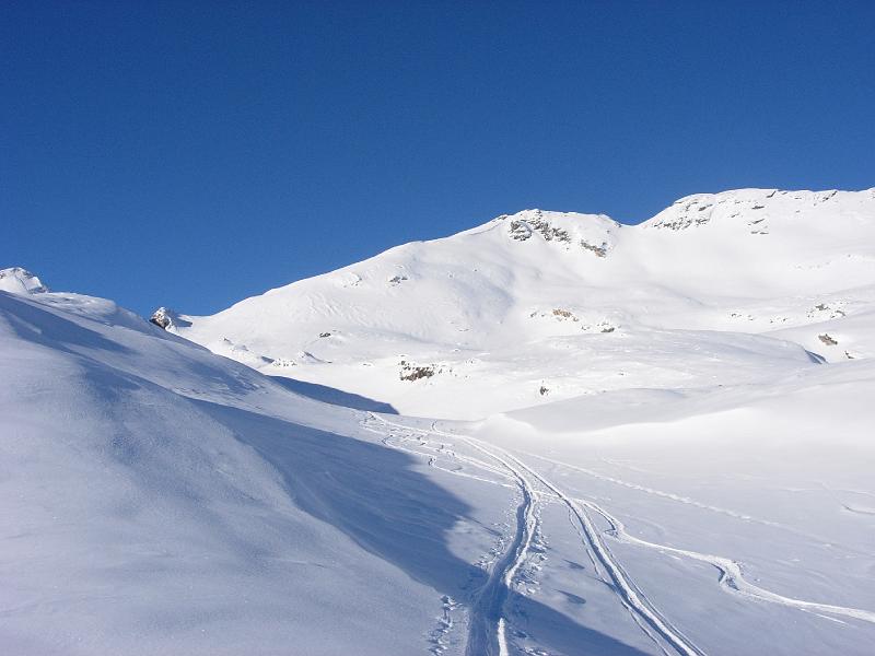 20081227_guggernuell 030.jpg - Der Gipfel ist schon bald in Sicht